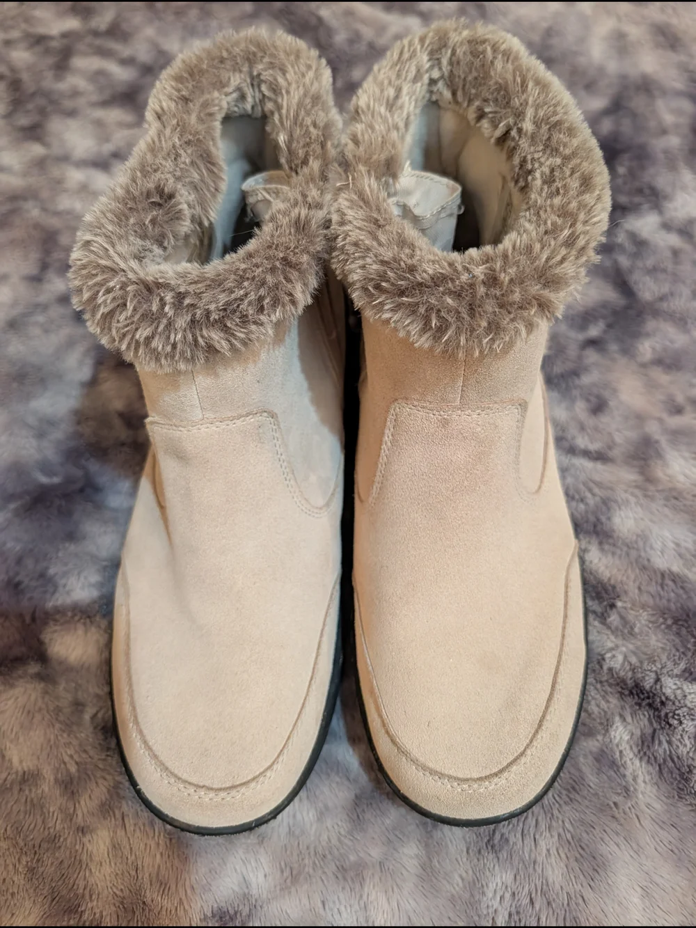 Khombu Women's Faux Fur Suede Winter Ankle Boots - Beige Size 10
